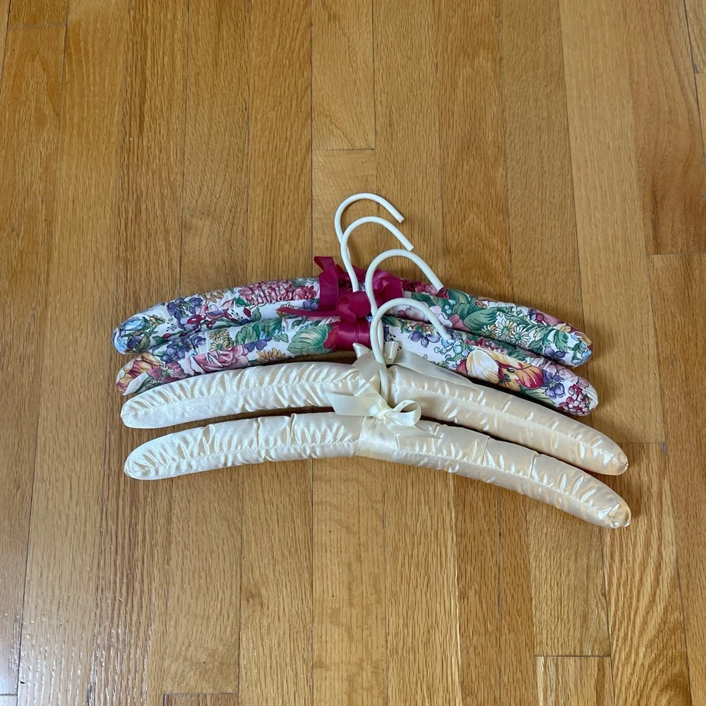 Satin Padded Hangers set of 4